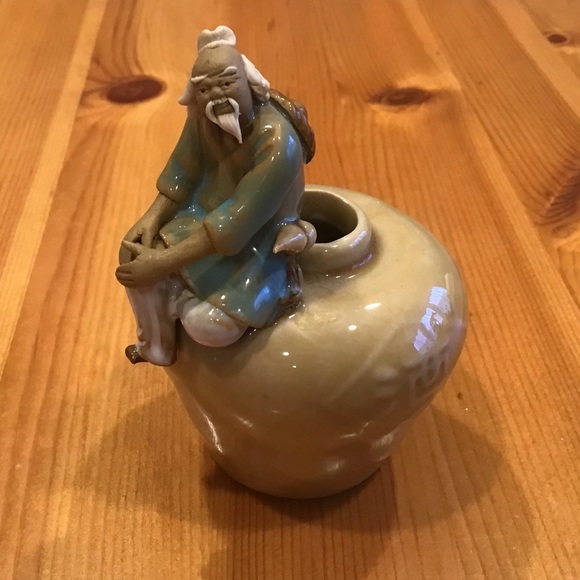 VINTAGE WANJIANG MUDMEN VASE JUG SIGNED CHINA